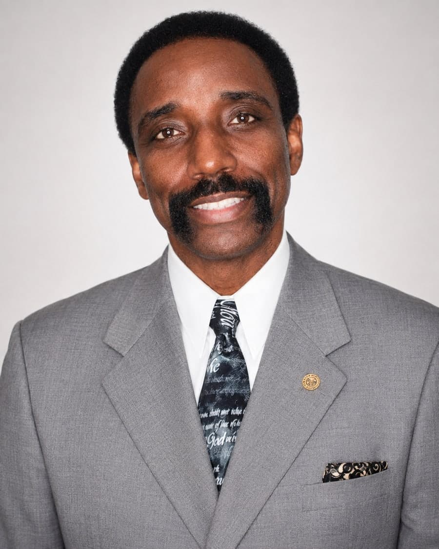 Dr. I. Winfrey, Senior Pastor of New Life in Christ Christian Church